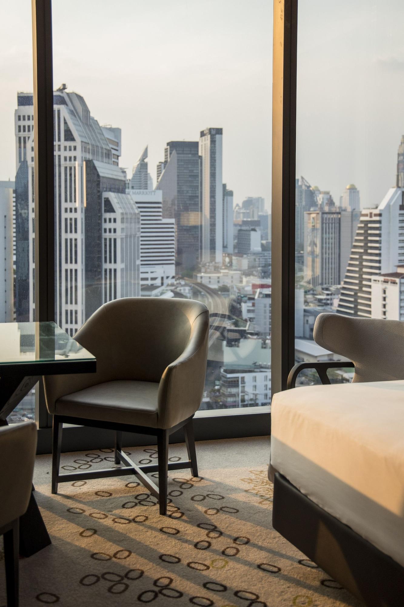 Hyatt Regency Bangkok Sukhumvit Otel Dış mekan fotoğraf