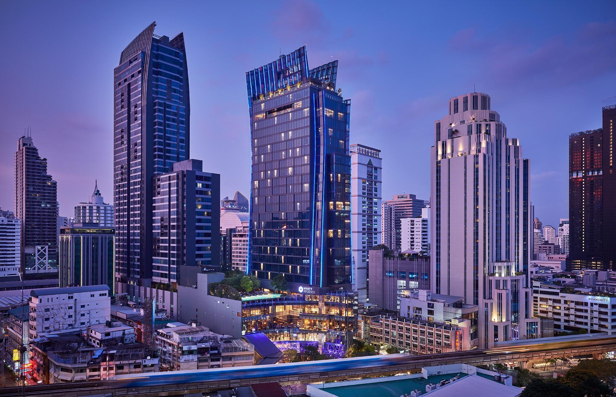 Hyatt Regency Bangkok Sukhumvit Otel Dış mekan fotoğraf